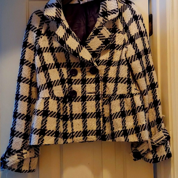 Jacket - Picture 1 of 3